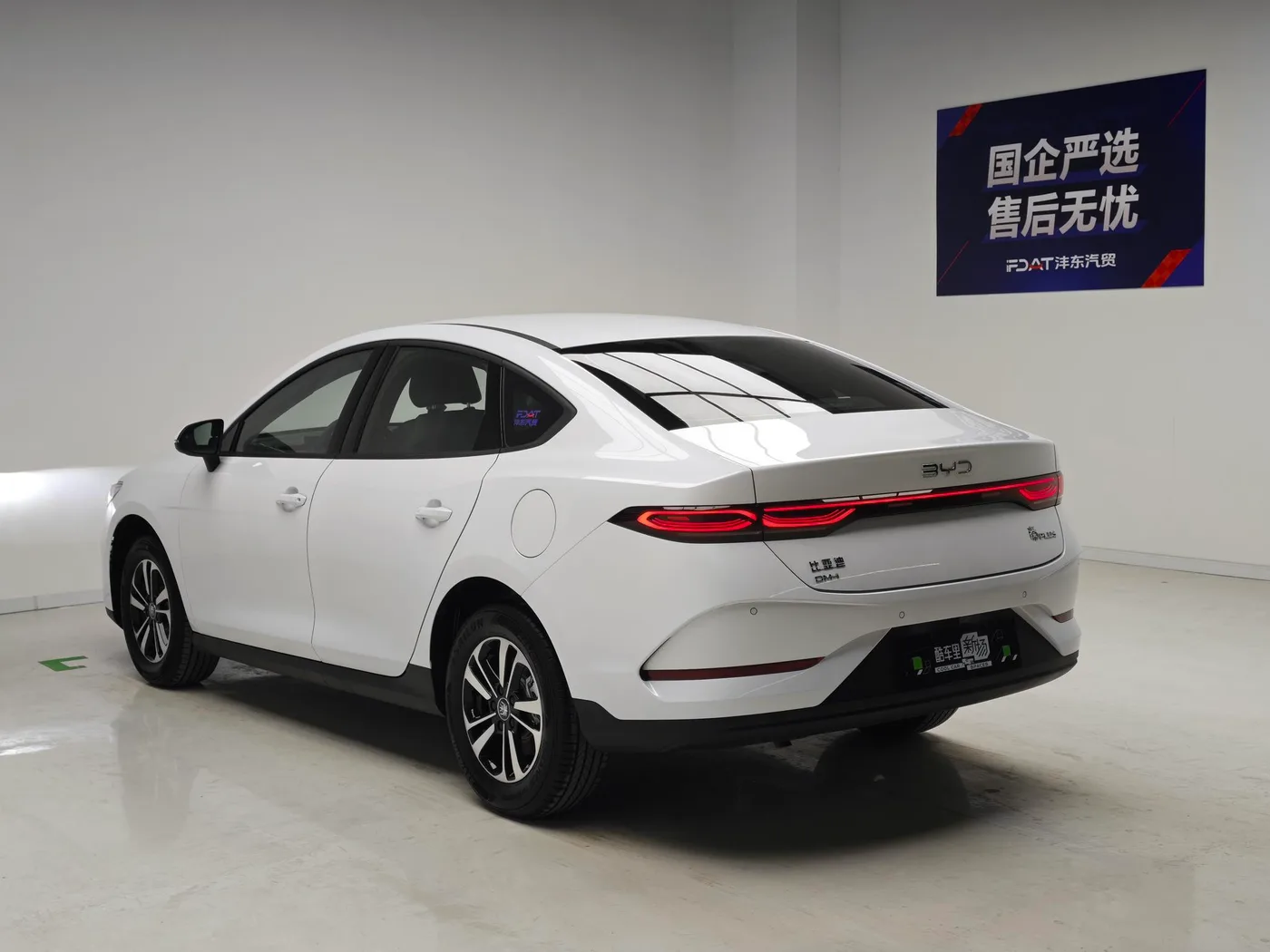 BYD Qin PLUS DM, 2026 — фото 6