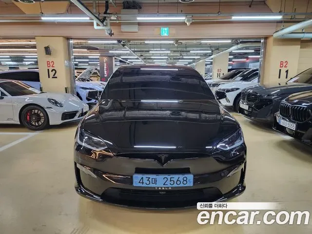 Tesla Model X