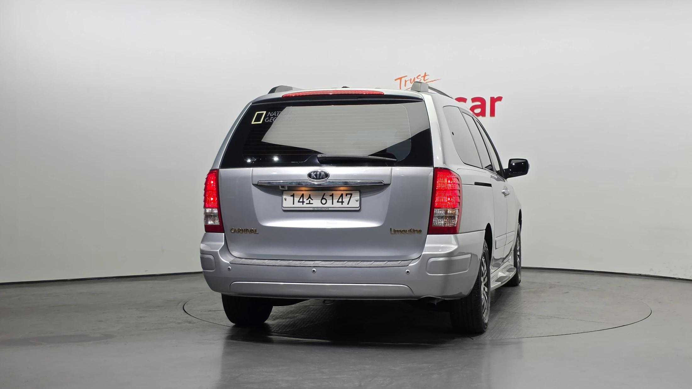Kia Canival Carnival R, 2010 — фото 4