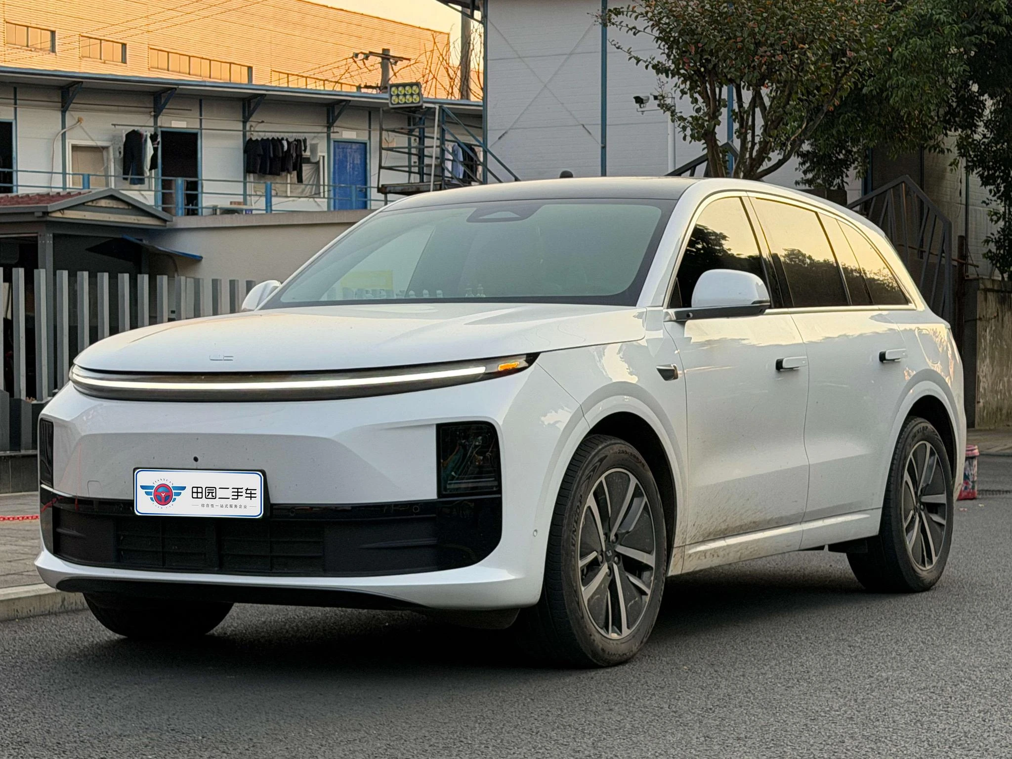 Li Auto Ideal L6