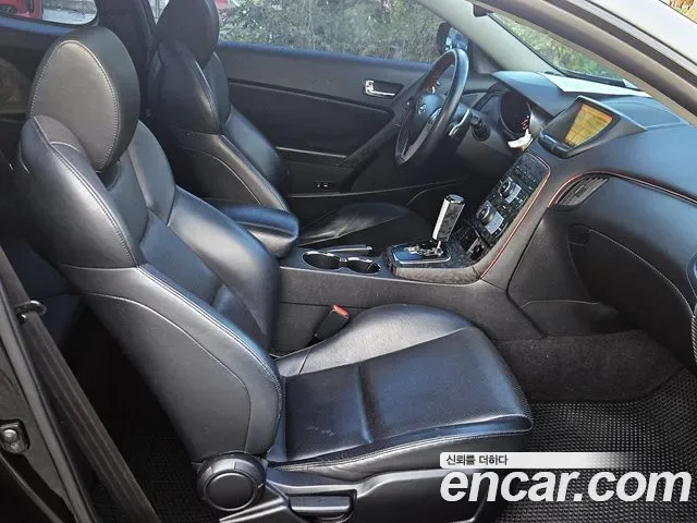 Hyundai Genesis Coupe, 2010 — фото 11