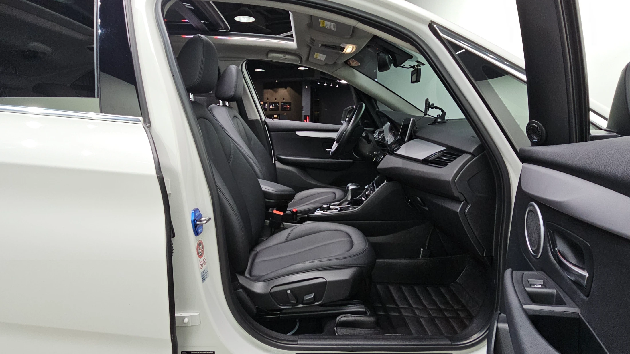 BMW 2-Series Active Tourer (F45), 2015 — фото 11
