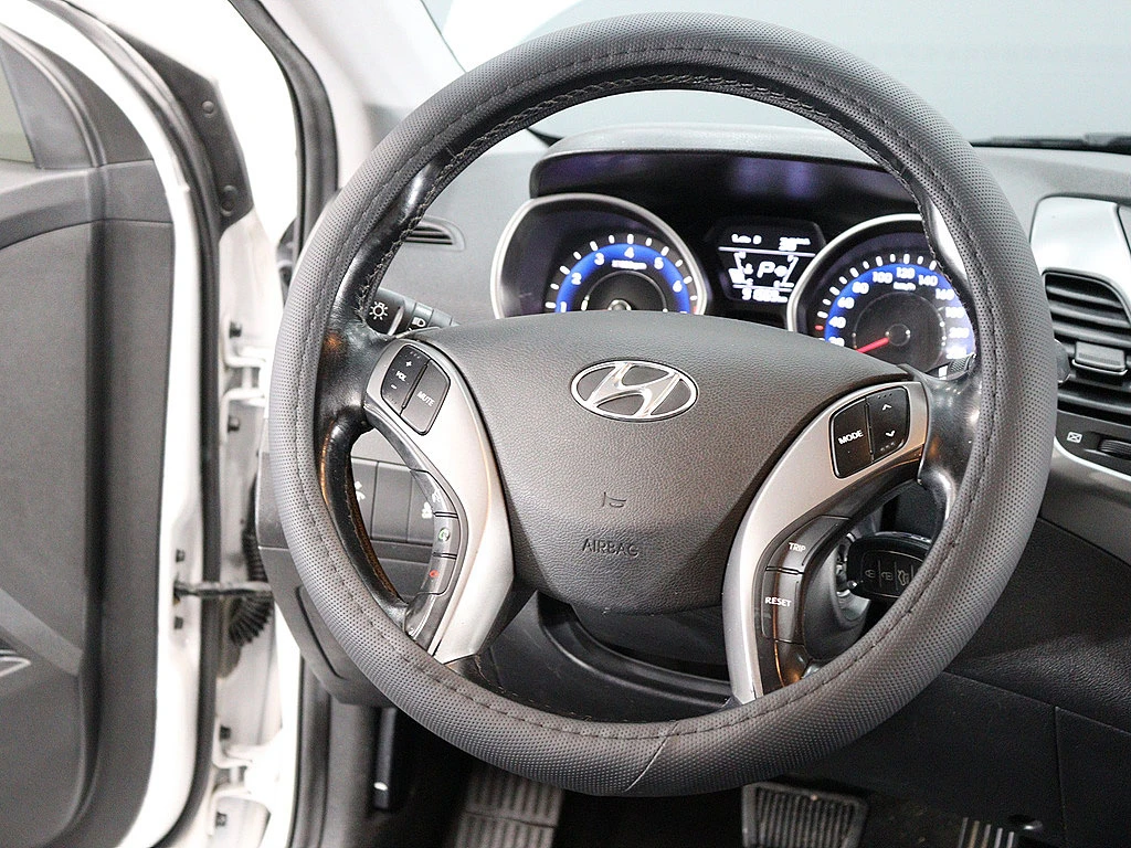 Hyundai Avante, 2013 — фото 16