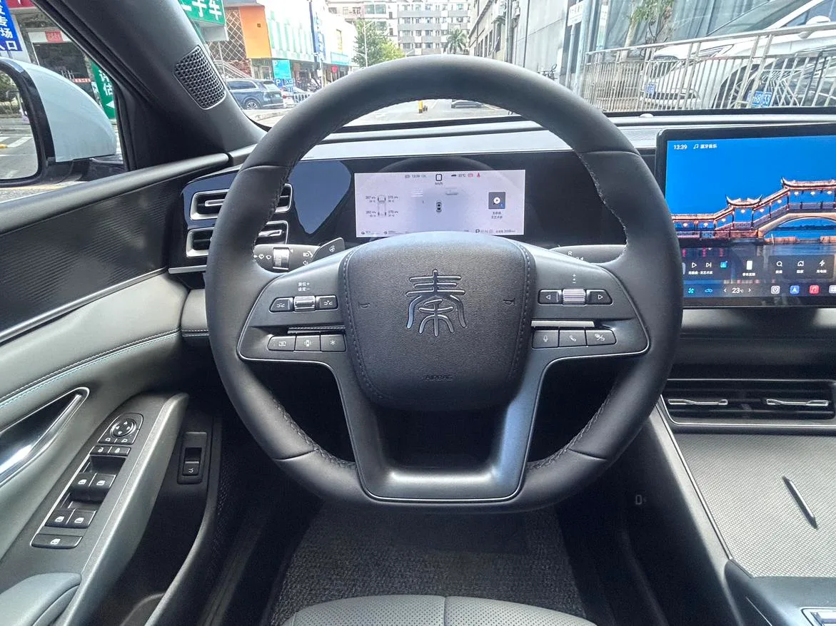 BYD Qin L DM, 2026 — фото 6