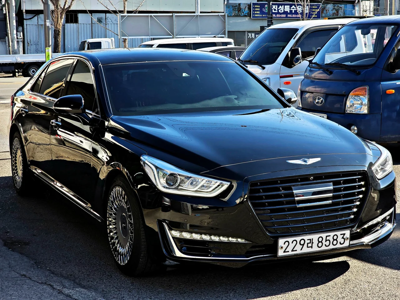 Genesis Eq900