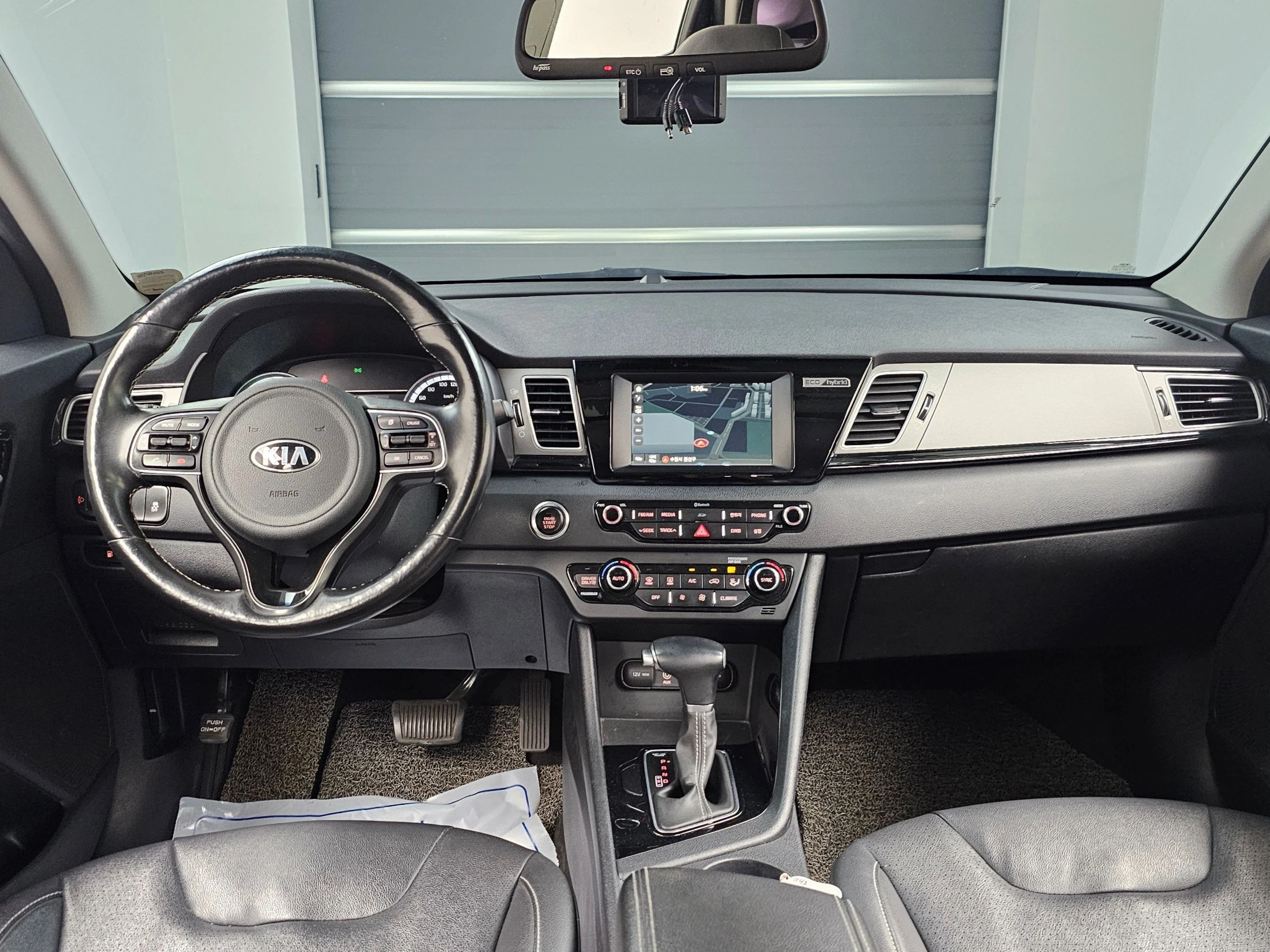Kia Niro, 2017 — фото 7