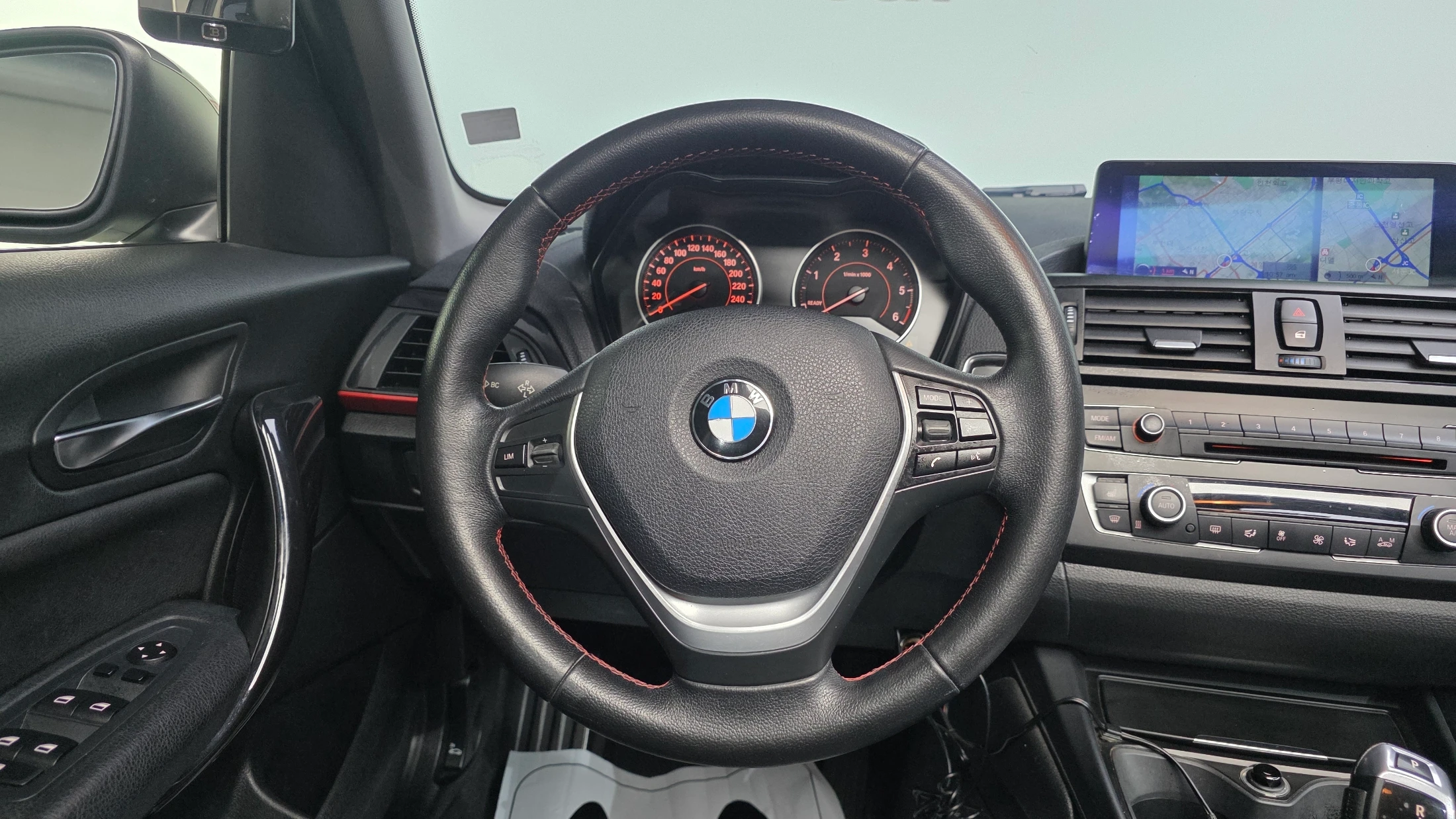 BMW 1-Series F20, 2013 — фото 13