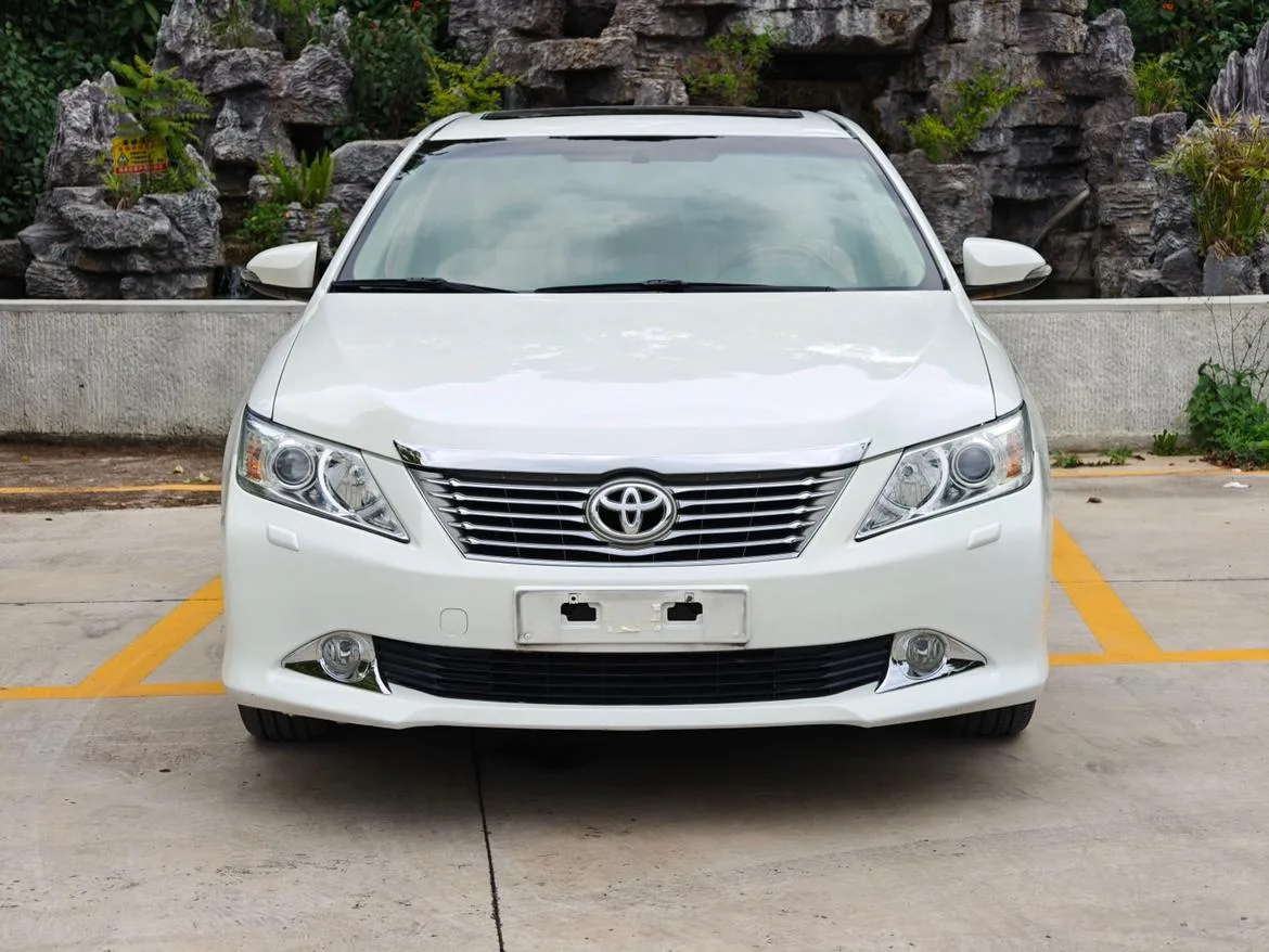 Toyota Camry, 2012 — фото 2