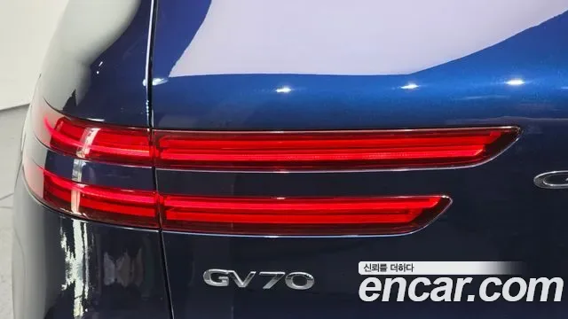 Genesis Gv70, 2021 — фото 23