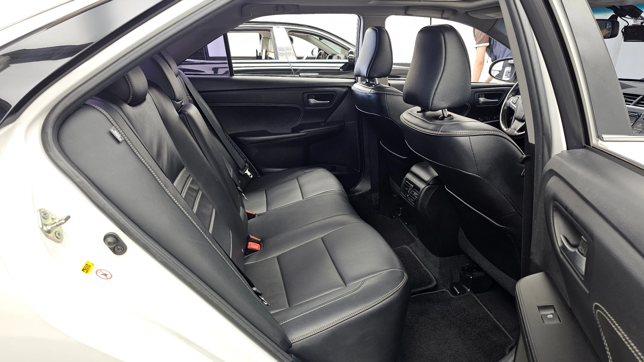 Toyota Camry, 2016 — фото 12