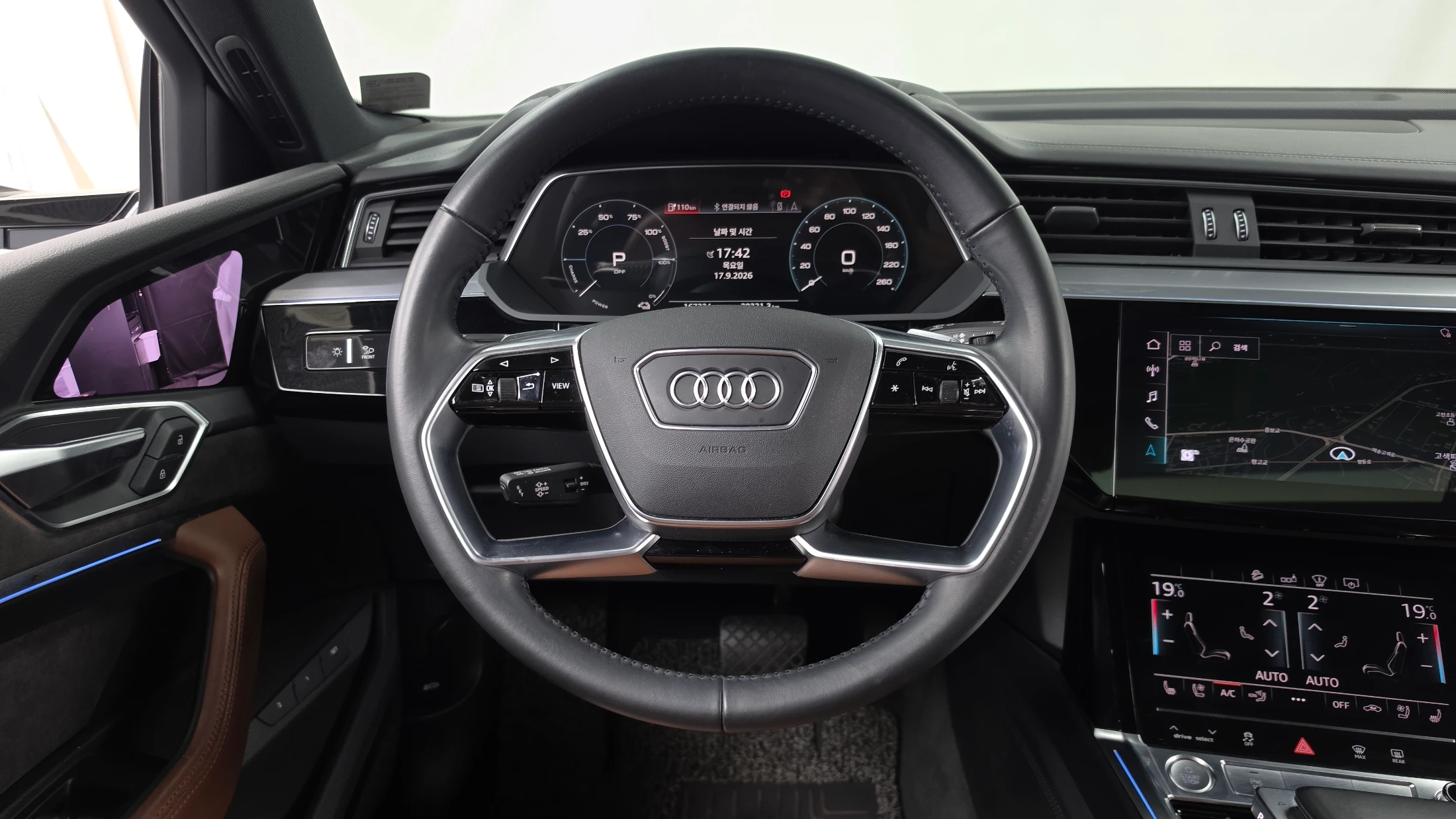 Audi E-Tron, 2020 — фото 13