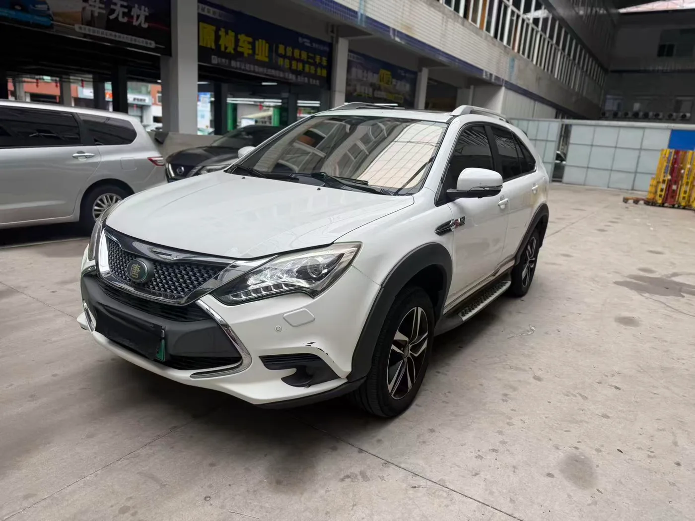 BYD Tang DM