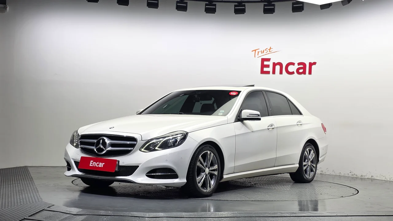 Mercedes-Benz E-Class W212