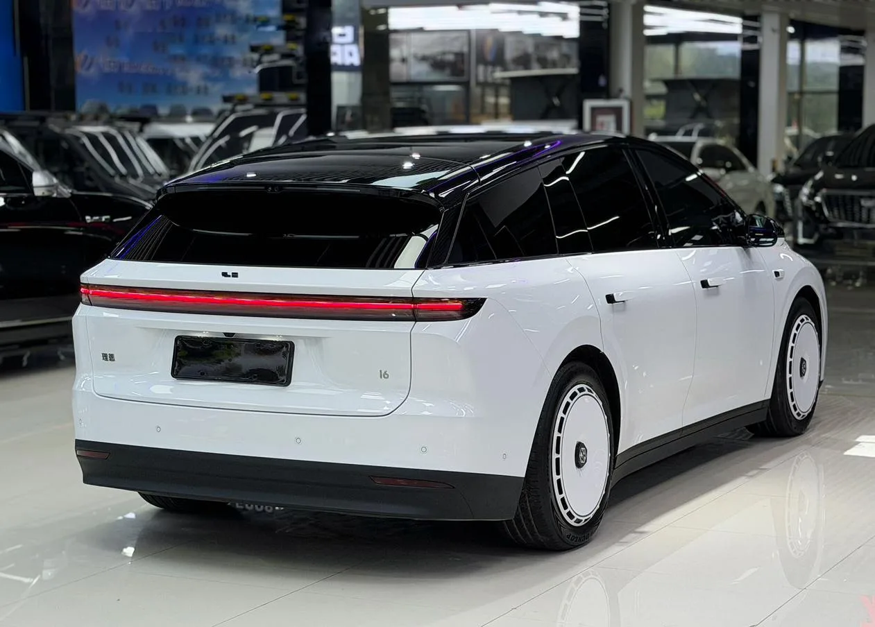 Li Auto ideal i6, 2025 — фото 13