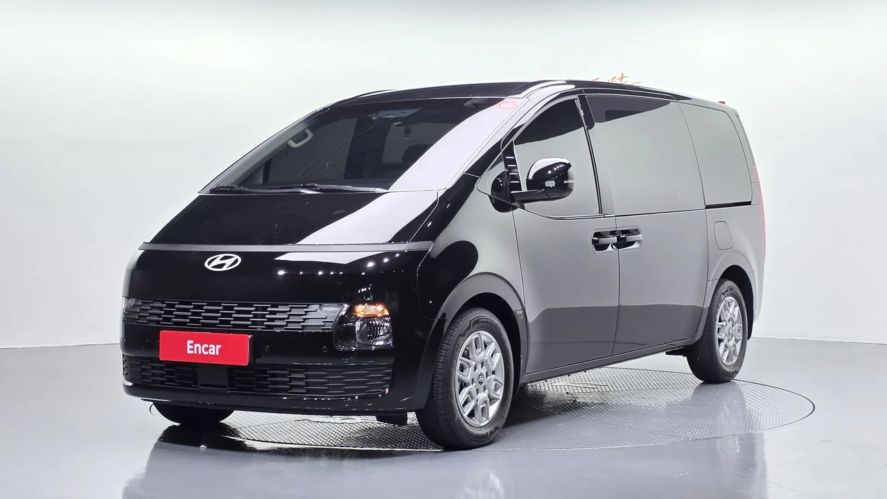 Hyundai Staria