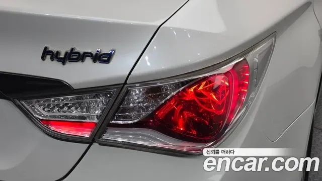 Hyundai Sonata Hybrid, 2012 — фото 23