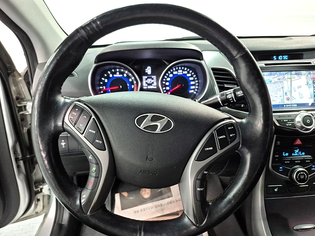 Hyundai Avante, 2014 — фото 16