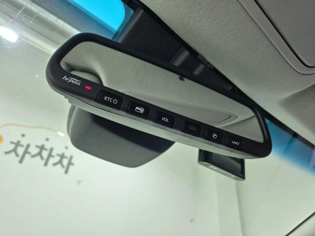 Kia Niro, 2017 — фото 17
