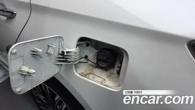 Hyundai Sonata LF Sonata Hybrid, 2016 — фото 34