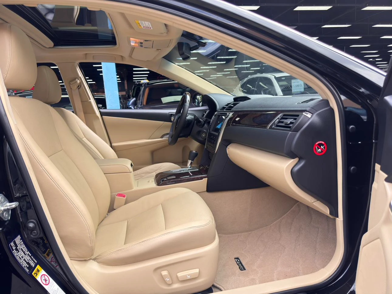 Toyota Camry, 2015 — фото 15