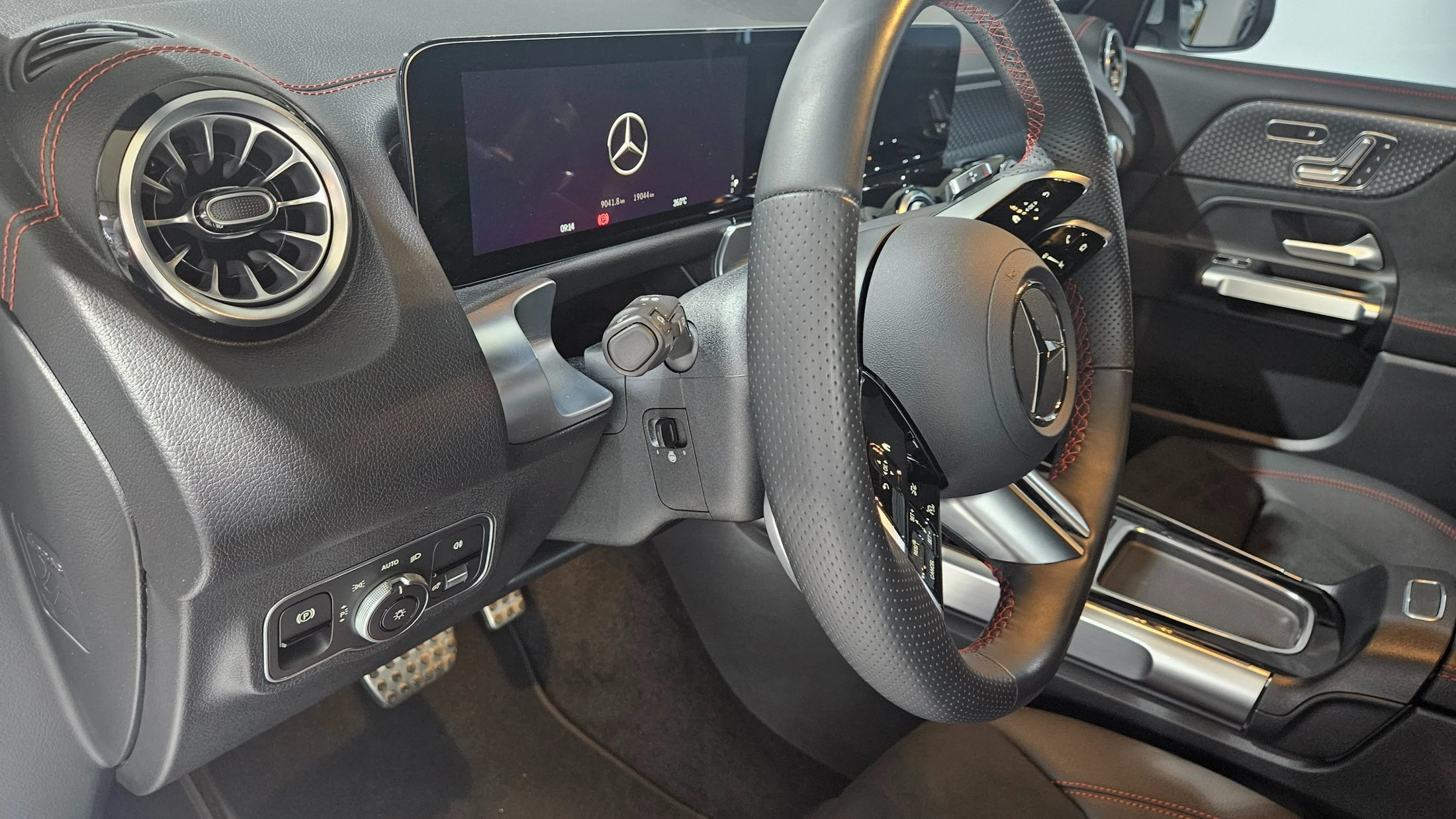 Mercedes-Benz Eqb X243, 2025 — фото 15