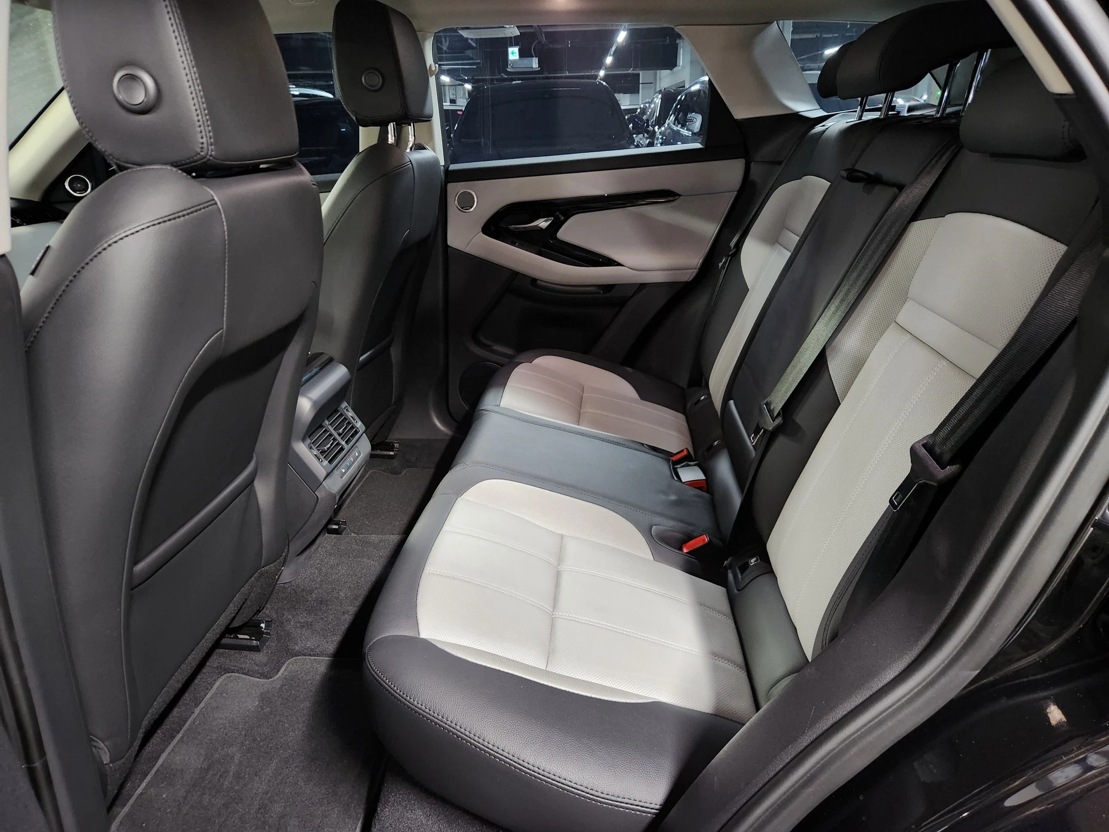 Land Rover Range Rover Evoque, 2025 — фото 11