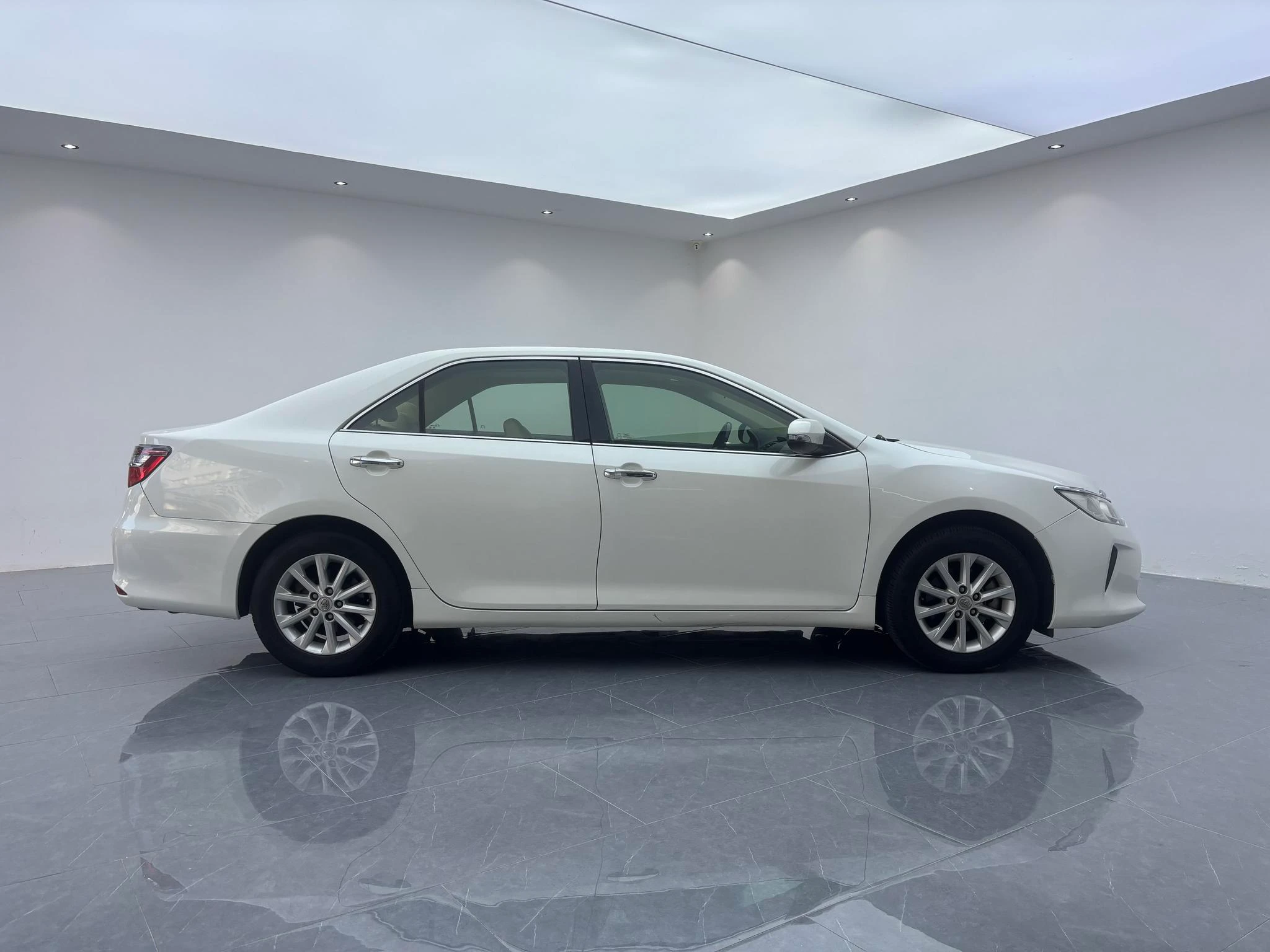 Toyota Camry, 2015 — фото 12