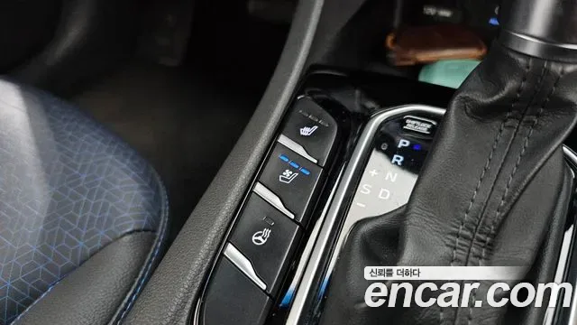 Hyundai Ioniq Ionic Hybrid, 2016 — фото 18