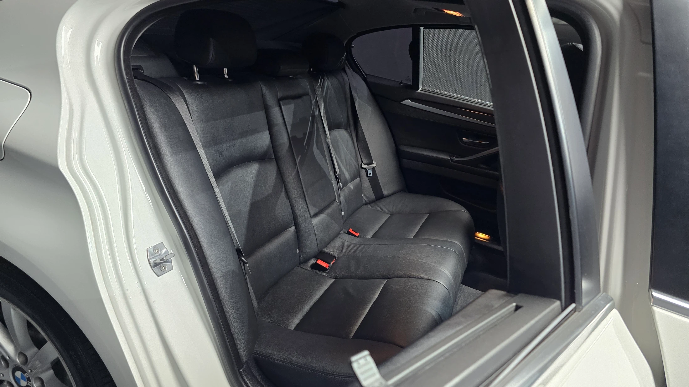 BMW 5-Series F10, 2015 — фото 12