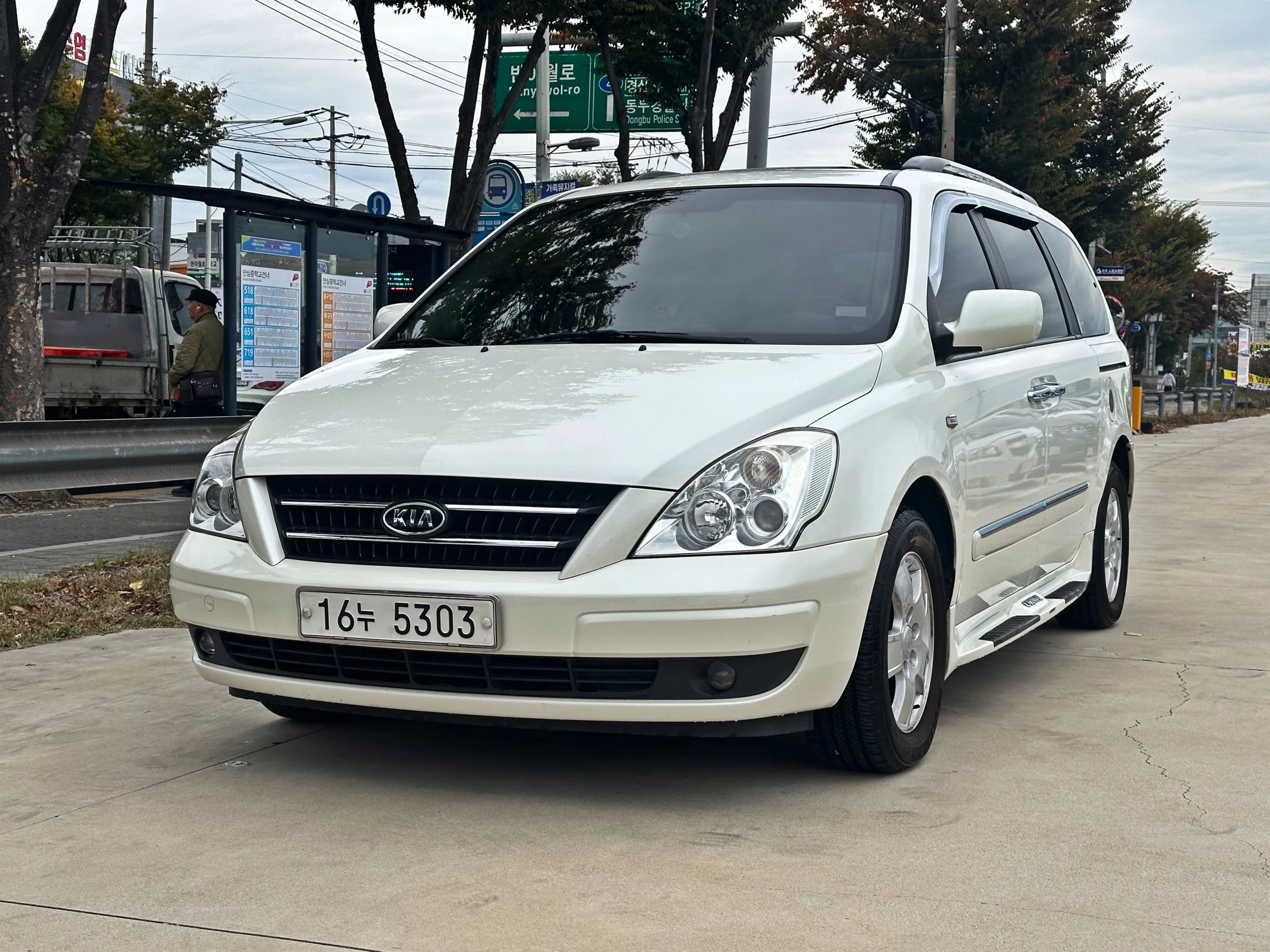 Kia Canival Grand Carnival