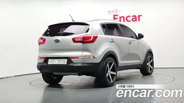 Kia Sportage, 2011 — фото 2