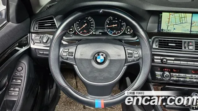 BMW 5-Series F10, 2013 — фото 14