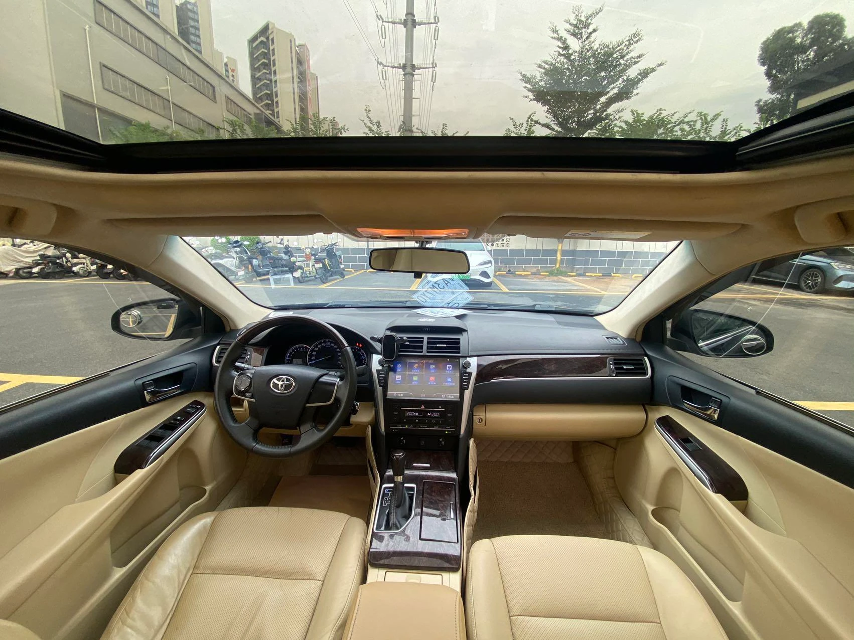 Toyota Camry, 2016 — фото 14