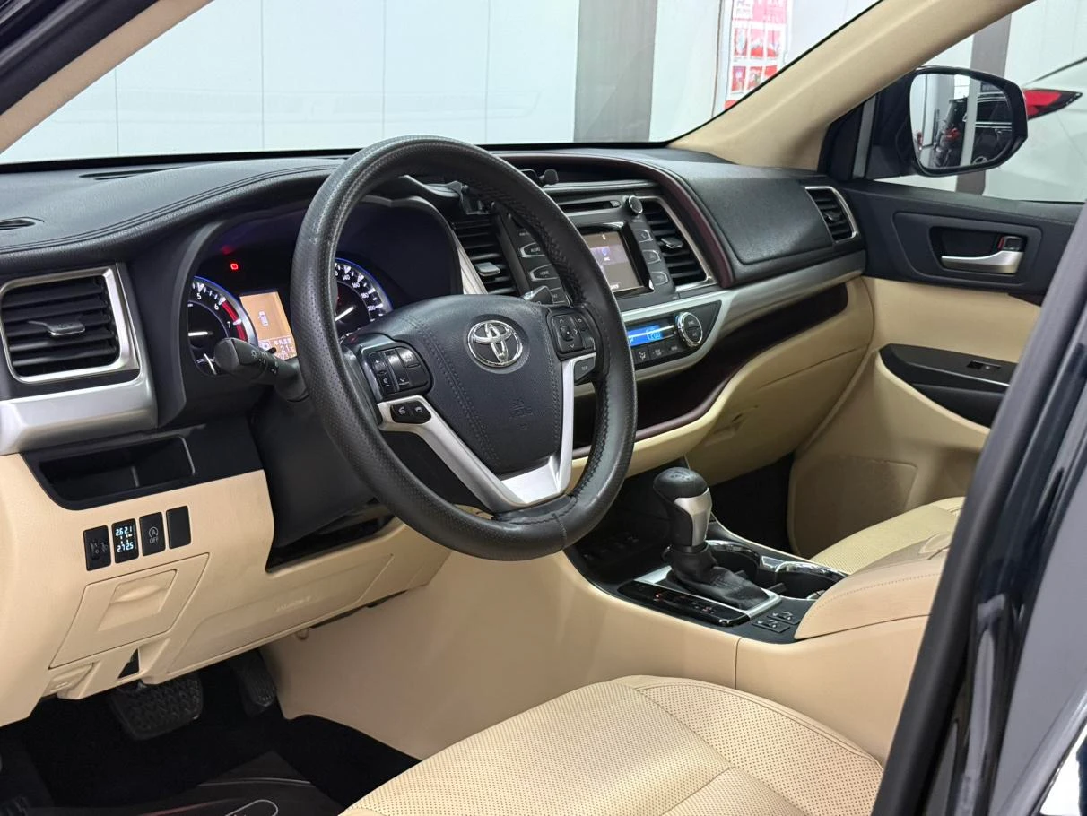Toyota Highlander, 2015 — фото 10