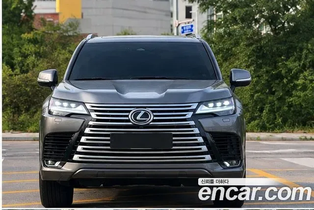 Lexus Lx, 2025 — фото 2