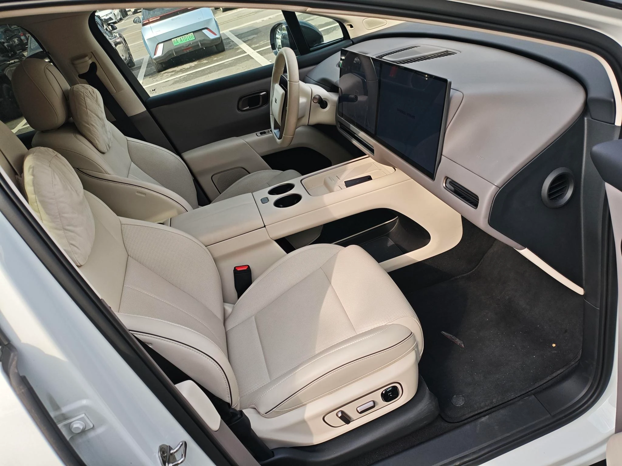 Li Auto ideal i8, 2025 — фото 4