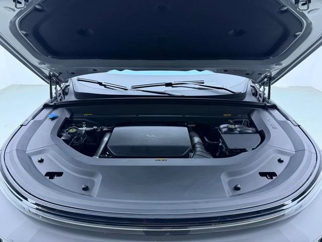 Li Auto Ideal L9, 2025 — фото 17