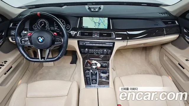 BMW 7-Series F01, 2013 — фото 4