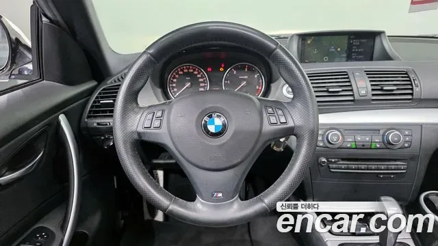 BMW 1-Series E82, 2011 — фото 13