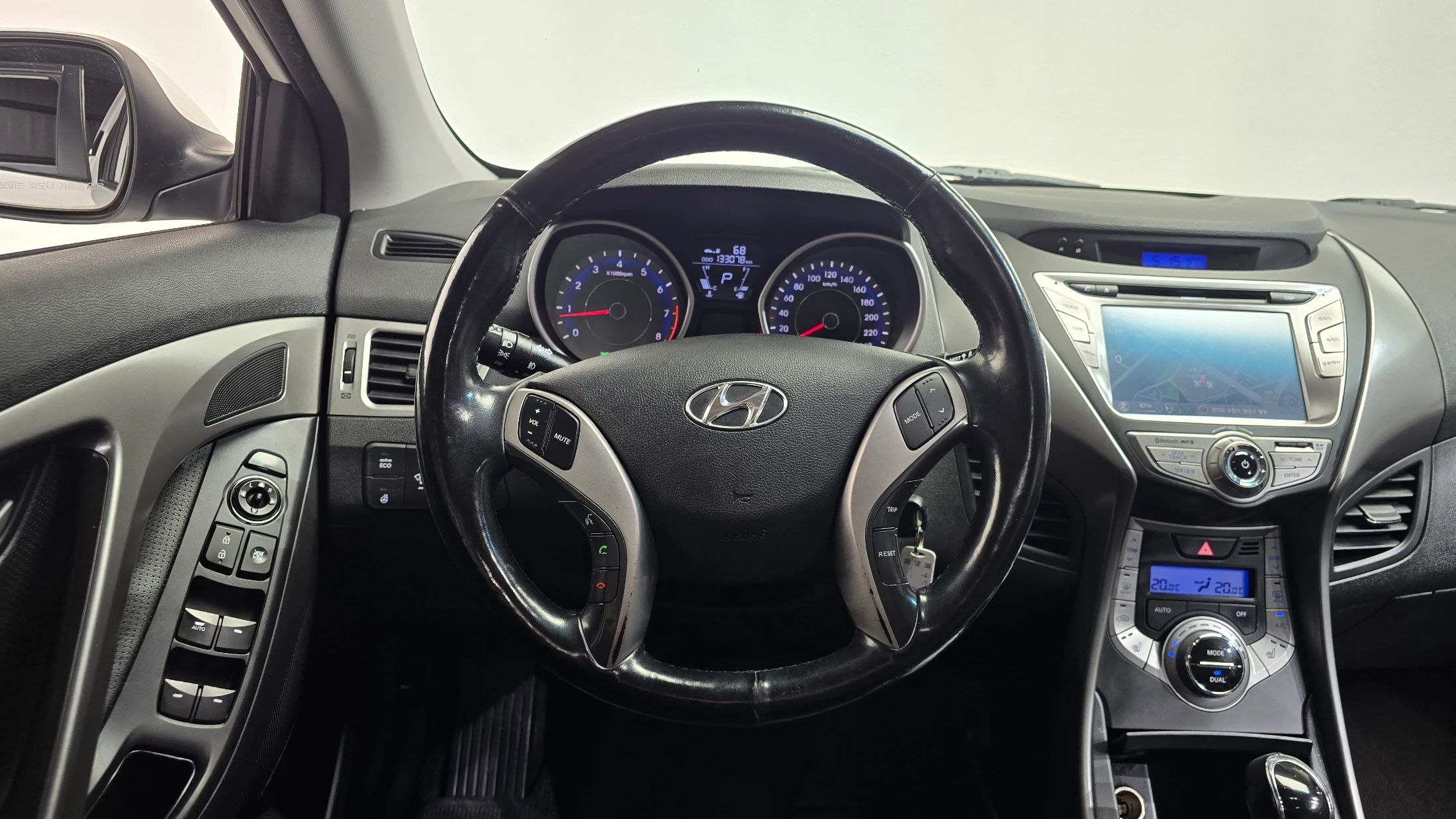 Hyundai Avante MD, 2013 — фото 13