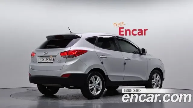 Hyundai Tucson ix, 2012 — фото 2