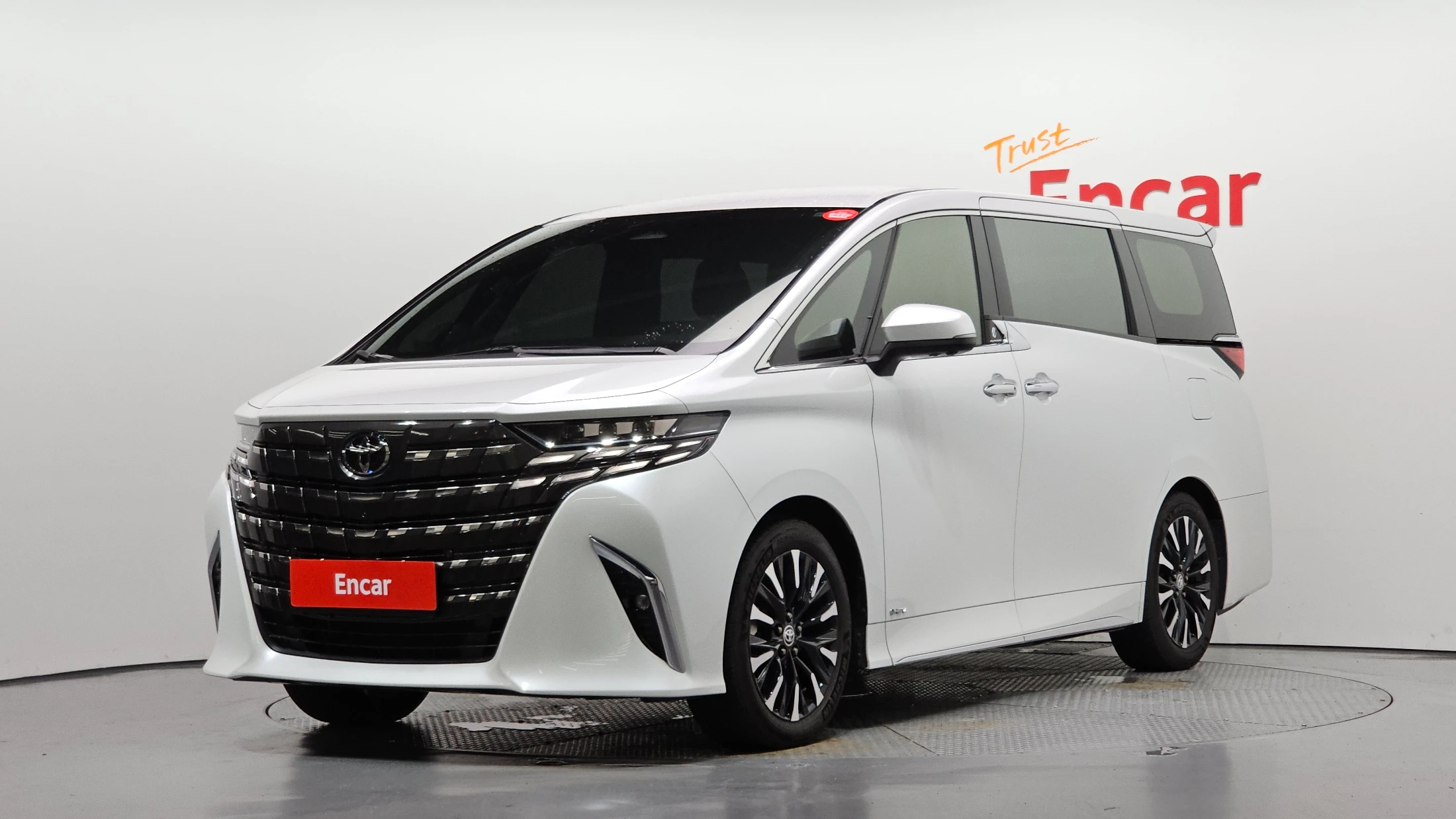Toyota Alphard Alpad