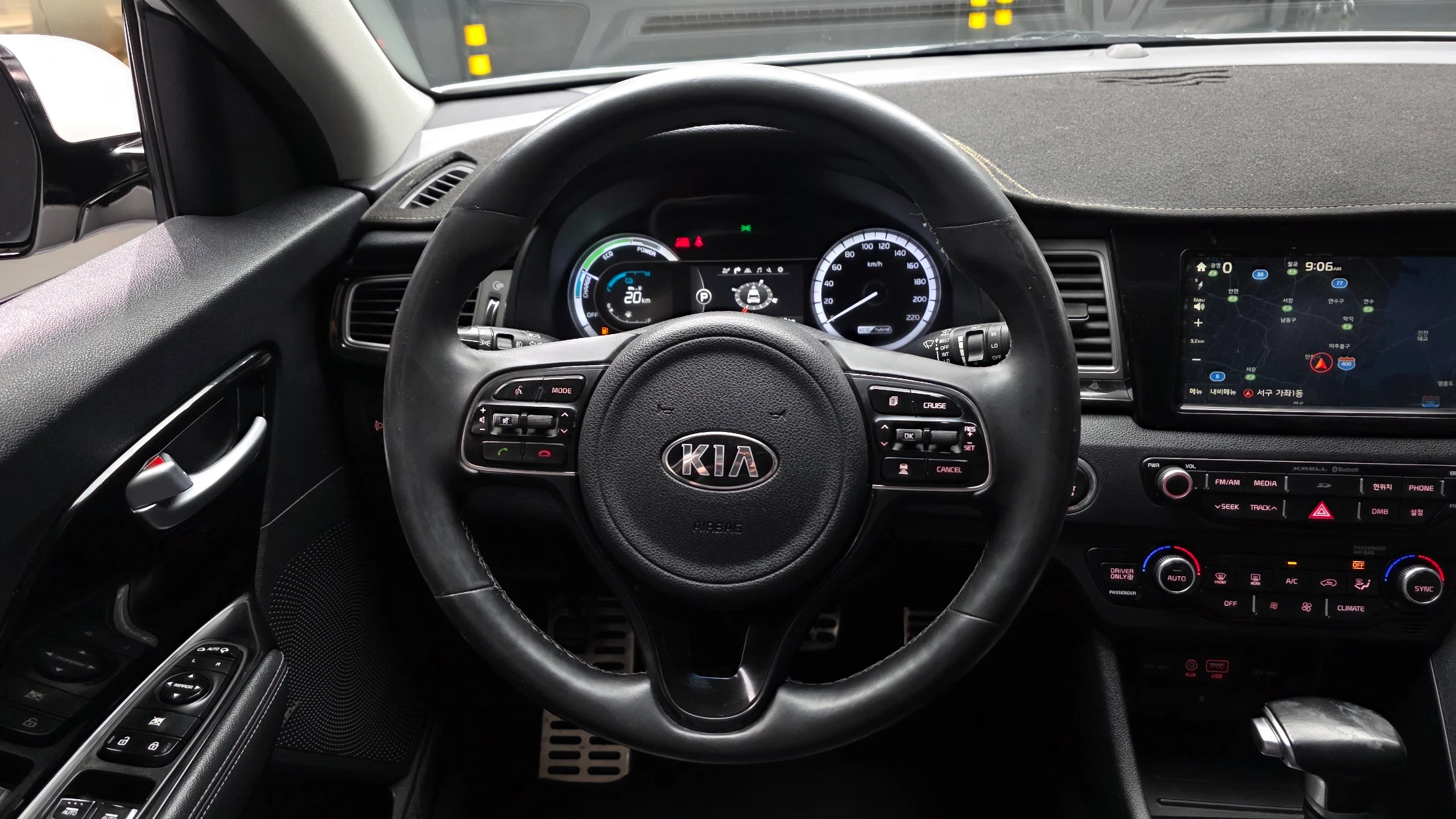 Kia Niro, 2016 — фото 13