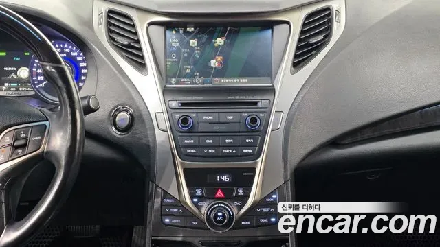 Hyundai Grandeur HG Hybrid, 2014 — фото 17