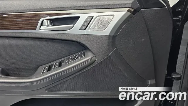 Genesis G80, 2017 — фото 14