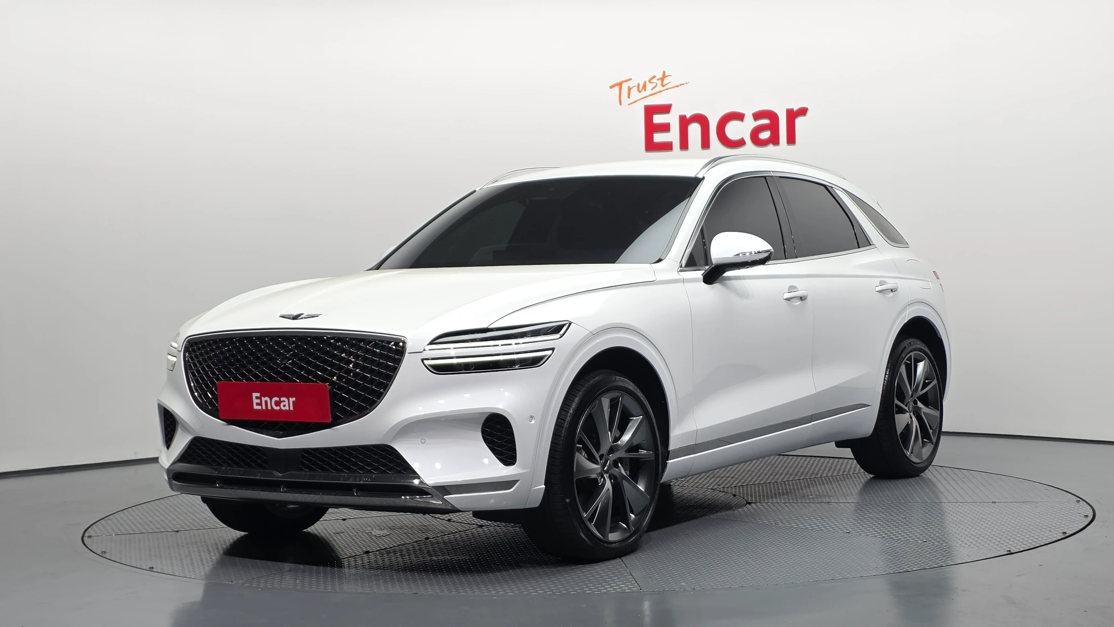 Genesis Gv70