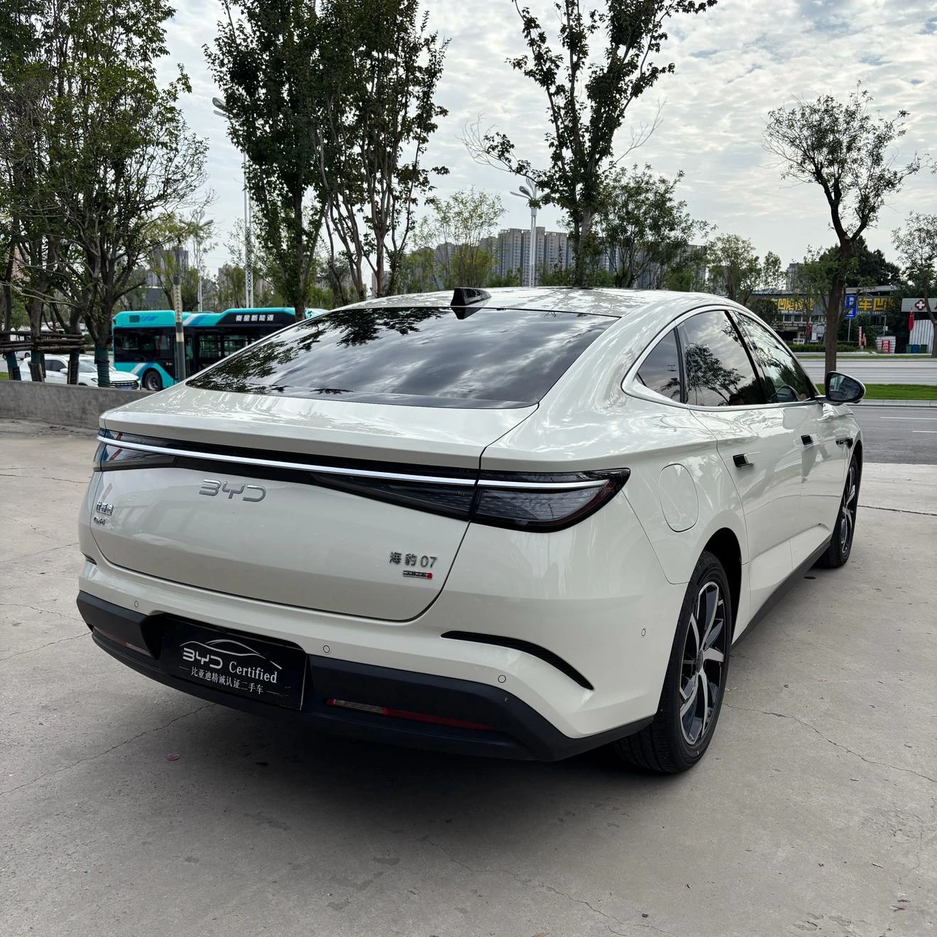 BYD Seal 07DM, 2026 — фото 7