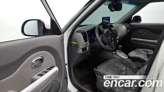 Kia Soul EV, 2017 — фото 11
