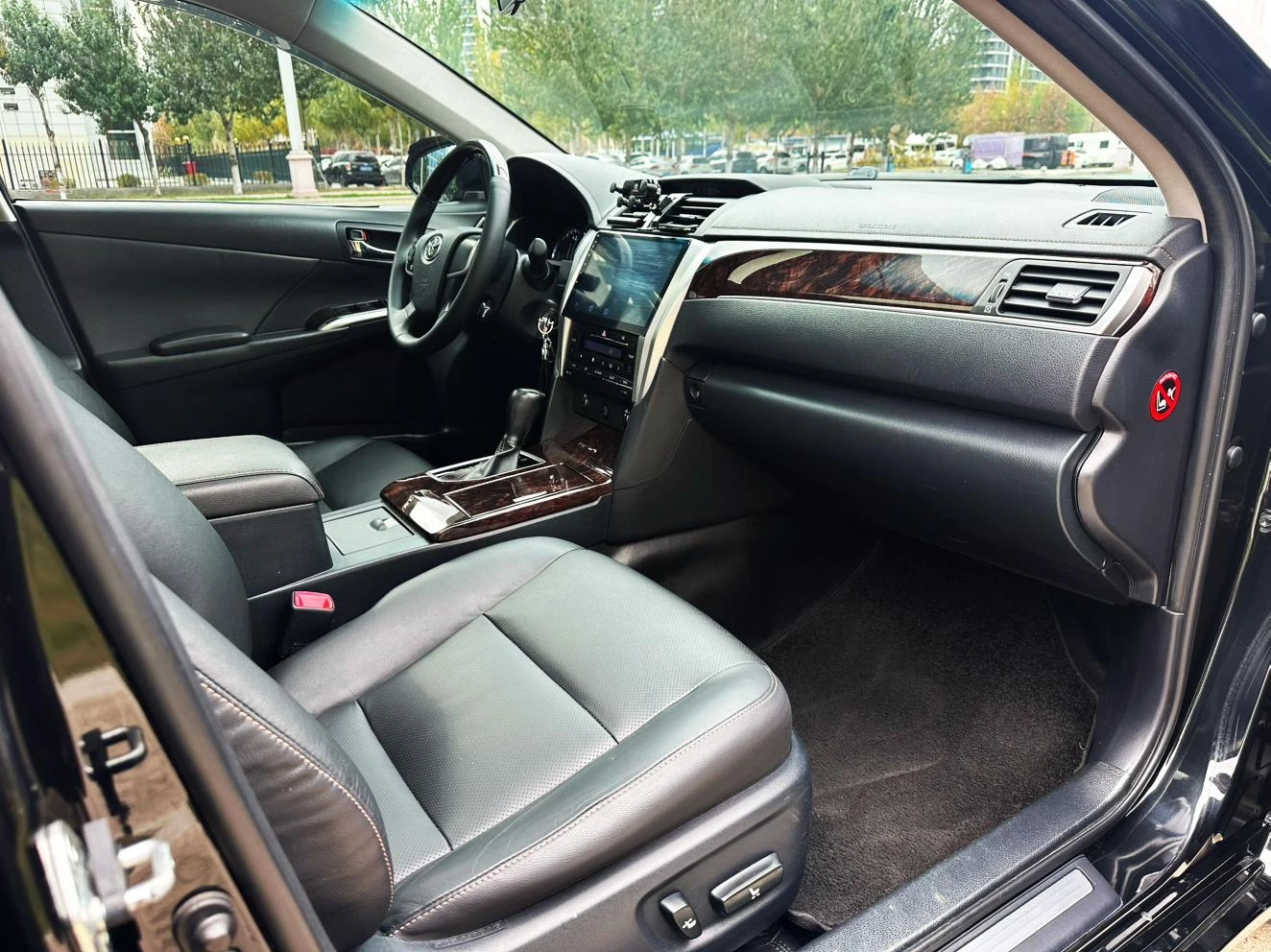 Toyota Camry, 2016 — фото 13
