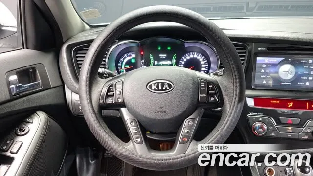 Kia K5 Hybrid, 2012 — фото 13